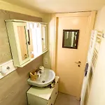 Modern Practical In Sauze Casa de Férias