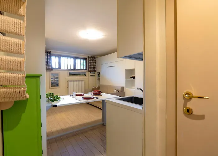 Modern Practical In Sauze 別荘 *